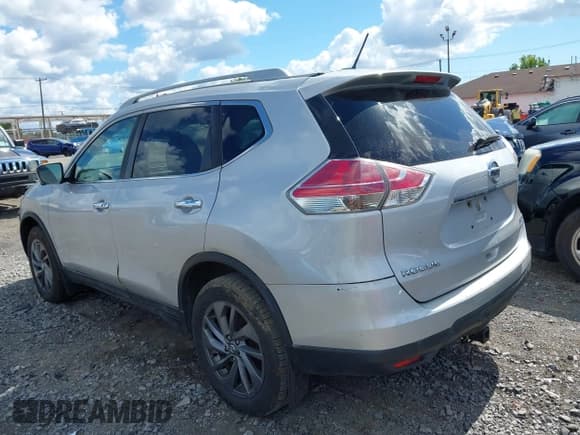 ✅ 2016 Nissan Rogue SL • VIN: 5N1AT2MV3GC818338 • Лот: 43078247. Опубликован ранее на IAAI с пробегом 195 882 миль. Бесплатный доступ к архиву аукционных продаж из США и подробный отчёт об истории автомобиля на DreamBid. Изображение 3.