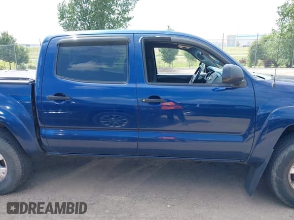 ✅ 2006 Toyota Tacoma • VIN: 5TELU42NX6Z188441 • Lot: 42847029. Listed on IAAI with 331,831 mi. Free auction sales archive from the USA and detailed vehicle history report at DreamBid. Image 13.