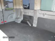 ✅ 2016 Ford Transit XL • VIN: 1FDZK1CM4GKB46112 • Lot: 42799593. Wystawiony na IAAI z przebiegiem 207 041 mil. Bezpłatny archiwum sprzedaży aukcyjnych z USA i szczegółowy raport historii pojazdu na DreamBid. Zdjęcie 8.