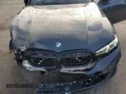 ✅ 2024 BMW 3 Series M340i xDrive • VIN: 3MW49FF03R8E44068 • Lot: 70299205. Wystawiony na Copart z przebiegiem 25 066 mil. Bezpłatny archiwum sprzedaży aukcyjnych z USA i szczegółowy raport historii pojazdu na DreamBid. Zdjęcie 11.