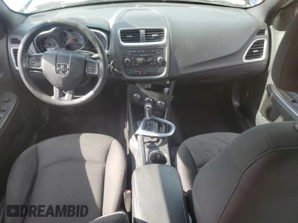 ✅ 2014 Dodge Avenger SE • VIN: 1C3CDZAB2EN181364 • Лот: 84631185. Опубликован ранее на Copart с пробегом 108 627 миль. Бесплатный доступ к архиву аукционных продаж из США и подробный отчёт об истории автомобиля на DreamBid. Изображение 8.