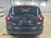 ✅ 2019 Ford Escape SE • VIN: 1FMCU9GD0KUA76761 • Лот: 95322625. Опубликован ранее на Copart с пробегом 115 084 миль. Бесплатный доступ к архиву аукционных продаж из США и подробный отчёт об истории автомобиля на DreamBid. Изображение 6.