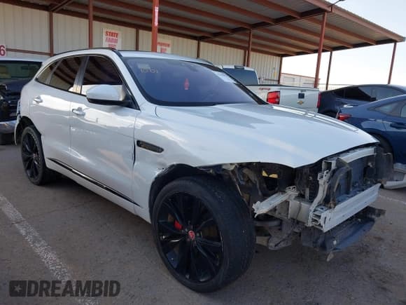 ✅ 2018 Jaguar F-Pace S • VIN: SADCM2FV8JA245628 • Lot: 43342952. Wystawiony na IAAI z przebiegiem 84 399 mil. Bezpłatny archiwum sprzedaży aukcyjnych z USA i szczegółowy raport historii pojazdu na DreamBid. Zdjęcie 1.