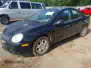 2005 Dodge Neon SXT z VIN 1B3ES56C65D179354, wystawiony jako IAAI lot #42569926 z przebiegiem 112 989 mil mil oraz . Historia ofert i sprzedaży dostępna na DreamBid. Obrazek 2.