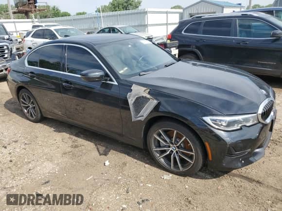 2020 BMW 3 Series 330i xDrive z VIN 3MW5R7J00L8B27616, wystawiony jako Copart lot #59763975 z przebiegiem Nie podano mil oraz Szkoda całkowita • Salvage title. Historia ofert i sprzedaży dostępna na DreamBid. Obrazek 4.