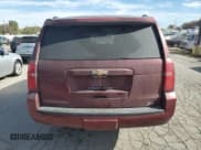 ✅ 2019 Chevrolet Suburban LT • VIN: 1GNSKHKC7KR355116 • Lot: 77168814. Wystawiony na Copart z przebiegiem 81 257 mil. Bezpłatny archiwum sprzedaży aukcyjnych z USA i szczegółowy raport historii pojazdu na DreamBid. Zdjęcie 6.