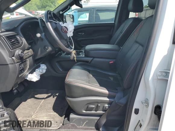 ✅ 2023 Nissan Titan Pro-4X • VIN: 1N6AA1ED0PN108003 • Лот: 64693365. Опубликован ранее на Copart с пробегом 61 188 миль. Бесплатный доступ к архиву аукционных продаж из США и подробный отчёт об истории автомобиля на DreamBid. Изображение 7.