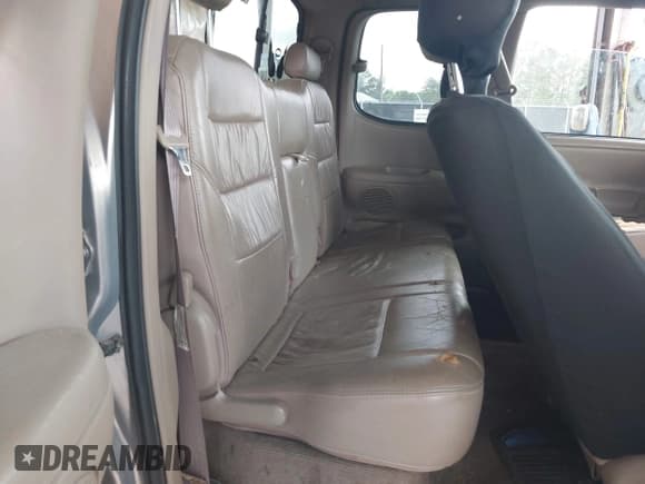 ✅ 2002 Toyota Tundra Limited • VIN: 5TBRT38172S234139 • Lot: 42156288. Listed on IAAI with 267,527 mi. Free auction sales archive from the USA and detailed vehicle history report at DreamBid. Image 8.