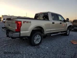 ✅ 2018 Ford F-250 Platinum • VIN: 1FT7W2BT7JEC23768 • Lot: 93631515. Wystawiony na Copart z przebiegiem 63 067 mil. Bezpłatny archiwum sprzedaży aukcyjnych z USA i szczegółowy raport historii pojazdu na DreamBid. Zdjęcie 3.