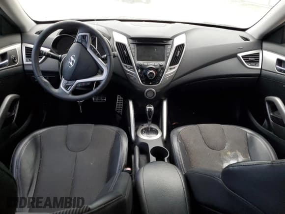 ✅ 2012 Hyundai Veloster w/Red Int • VIN: KMHTC6AD9CU046959 • Lot: 83372544. Wystawiony na Copart z przebiegiem 127 380 mil. Bezpłatny archiwum sprzedaży aukcyjnych z USA i szczegółowy raport historii pojazdu na DreamBid. Zdjęcie 8.