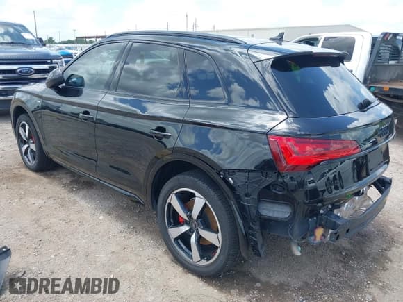 ✅ 2024 Audi Q5 S line Premium Plus • VIN: WA1EAAFY3R2011771 • Lot: 42359137. Wystawiony na IAAI z przebiegiem 17 133 mil. Bezpłatny archiwum sprzedaży aukcyjnych z USA i szczegółowy raport historii pojazdu na DreamBid. Zdjęcie 3.