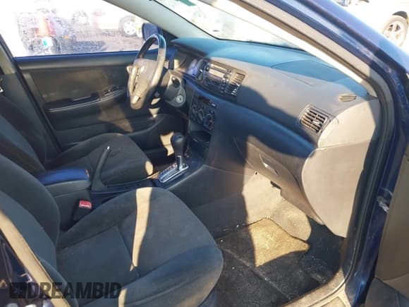 ✅ 2004 Toyota Corolla CE • VIN: 1NXBR32E94Z310294 • Лот: 43206552. Опубликован ранее на IAAI с пробегом 263 812 миль. Бесплатный доступ к архиву аукционных продаж из США и подробный отчёт об истории автомобиля на DreamBid. Изображение 5.