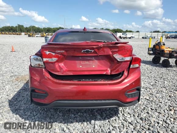 ✅ 2019 Chevrolet Cruze Premier • VIN: 1G1BF5SM4K7106054 • Lot: 85106195. Wystawiony na Copart z przebiegiem 46 515 mil mil. Skorzystaj z bezpłatnego archiwum sprzedaży aukcyjnych z USA i zobacz szczegółowy raport historii pojazdu na DreamBid. Zdjęcie 6.