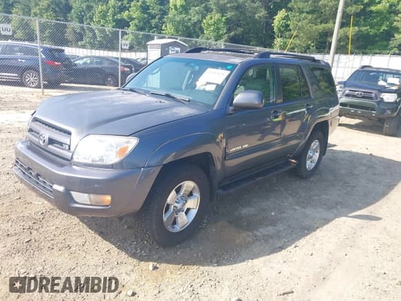 ✅ 2005 Toyota 4Runner Limited • VIN: JTEBT17R750051167 • Lot: 42535421. Listed on IAAI with 211,246 mi. Free auction sales archive from the USA and detailed vehicle history report at DreamBid. Image 2.