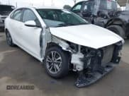 ✅ 2021 Kia Forte LXS • VIN: 3KPF24AD1ME375065 • Lot: 42356572. Listed on IAAI with 83,025 mi. Free auction sales archive from the USA and detailed vehicle history report at DreamBid. Image 1.