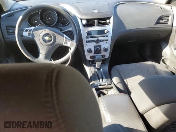 ✅ 2012 Chevrolet Malibu 1LT • VIN: 1G1ZC5E04CF332120 • Lot: 76076104. Listed on Copart with 188,440 mi. Free auction sales archive from the USA and detailed vehicle history report at DreamBid. Image 8.