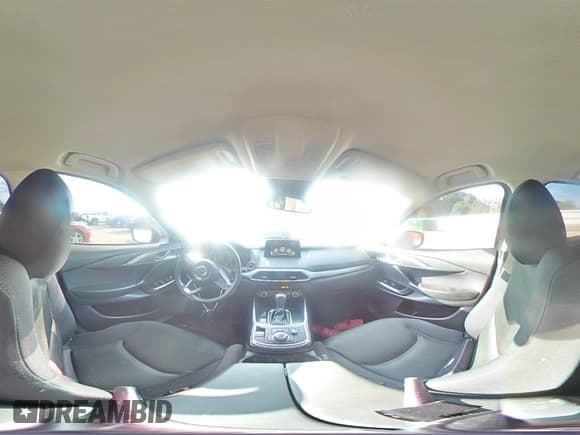 ✅ 2018 Mazda CX-9 Sport • VIN: JM3TCABY8J0209766 • Lot: 82331195. Wystawiony na Copart z przebiegiem 73 895 mil. Bezpłatny archiwum sprzedaży aukcyjnych z USA i szczegółowy raport historii pojazdu na DreamBid. Zdjęcie 14.