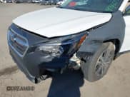 ✅ 2018 Subaru Outback Limited • VIN: 4S4BSENC4J3269696 • Lot: 43605559. Listed on IAAI with 205,797 mi. Free auction sales archive from the USA and detailed vehicle history report at DreamBid. Image 6.