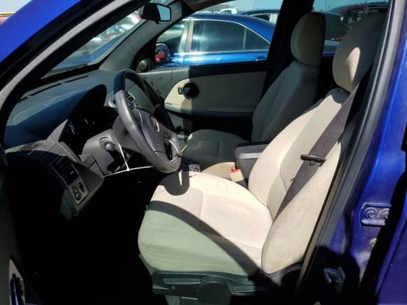 ✅ 2006 Pontiac Torrent • VIN: 2CKDL63F766065772 • Lot: 73045134. Wystawiony na Copart z przebiegiem 103 000 mil. Bezpłatny archiwum sprzedaży aukcyjnych z USA i szczegółowy raport historii pojazdu na DreamBid. Zdjęcie 7.