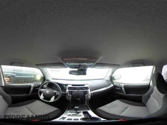 ✅ 2024 Toyota 4Runner SR5 • VIN: JTEEU5JR5R5316445 • Лот: 41502908. Опубликован ранее на IAAI с пробегом 2 407 миль. Бесплатный доступ к архиву аукционных продаж из США и подробный отчёт об истории автомобиля на DreamBid. Изображение 19.