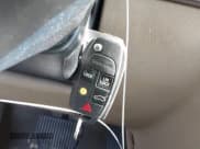 ✅ 2013 Volvo XC90 Premier Plus • VIN: YV4952CZ9D1668990 • Lot: 41757093. Wystawiony na IAAI z przebiegiem 120 792 mil. Bezpłatny archiwum sprzedaży aukcyjnych z USA i szczegółowy raport historii pojazdu na DreamBid. Zdjęcie 11.