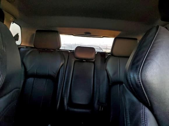 ✅ 2019 Land Rover Range Rover Evoque SE • VIN: SALVP2RX0KH347600 • Lot: 94382475. Wystawiony na Copart z przebiegiem 64 080 mil. Bezpłatny archiwum sprzedaży aukcyjnych z USA i szczegółowy raport historii pojazdu na DreamBid. Zdjęcie 10.