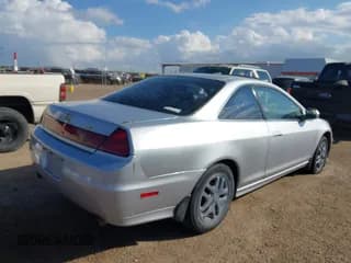 ✅ 2002 Honda Accord EX • VIN: 1HGCG22562A007028 • Lot: 43531474. Listed on IAAI with 181,579 mi. Free auction sales archive from the USA and detailed vehicle history report at DreamBid. Image 4.