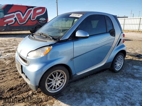 ✅ 2011 Smart fortwo Pure • VIN: WMEEJ3BA2BK425867 • Lot: 83676794. Wystawiony na Copart z przebiegiem 105 883 mil. Bezpłatny archiwum sprzedaży aukcyjnych z USA i szczegółowy raport historii pojazdu na DreamBid. Zdjęcie 1.