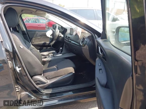 ✅ 2015 Mazda 3 i Touring • VIN: 3MZBM1V71FM179404 • Lot: 42971471. Listed on IAAI with 140,616 mi. Free auction sales archive from the USA and detailed vehicle history report at DreamBid. Image 5.