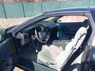 2000 Chevrolet Camaro z VIN 2G1FP22K6Y2144946, wystawiony jako IAAI lot #41689436 z przebiegiem 45 834 mil mil oraz . Historia ofert i sprzedaży dostępna na DreamBid. Obrazek 5.