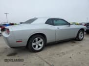 ✅ 2010 Dodge Challenger SE • VIN: 2B3CJ4DV5AH278656 • Lot: 43602425. Wystawiony na Copart z przebiegiem 149 996 mil. Bezpłatny archiwum sprzedaży aukcyjnych z USA i szczegółowy raport historii pojazdu na DreamBid. Zdjęcie 3.