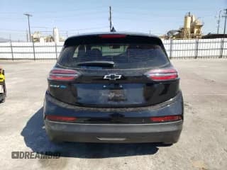 ✅ 2023 Chevrolet Bolt EV 2LT • VIN: 1G1FX6S01P4117927 • Lot: 63140114. Wystawiony na Copart z przebiegiem 27 076 mil. Bezpłatny archiwum sprzedaży aukcyjnych z USA i szczegółowy raport historii pojazdu na DreamBid. Zdjęcie 6.