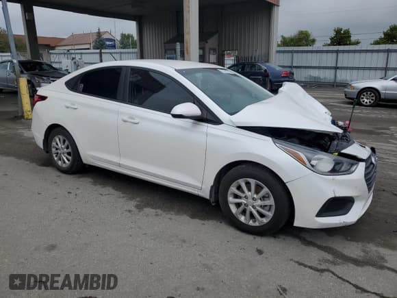 ✅ 2018 Hyundai Accent SEL • VIN: 3KPC24A34JE021630 • Лот: 72574774. Опубликован ранее на Copart с пробегом 38 962 миль. Бесплатный доступ к архиву аукционных продаж из США и подробный отчёт об истории автомобиля на DreamBid. Изображение 4.