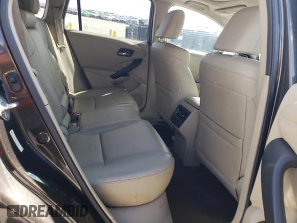 ✅ 2016 Acura RDX • VIN: 5J8TB3H33GL011429 • Lot: 55996635. Wystawiony na Copart z przebiegiem 168 326 mil. Bezpłatny archiwum sprzedaży aukcyjnych z USA i szczegółowy raport historii pojazdu na DreamBid. Zdjęcie 11.