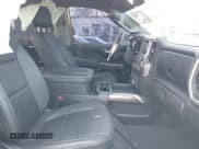 ✅ 2021 Chevrolet Silverado 1500 LT Trail Boss • VIN: 1GCPYFEL1MZ313184 • Lot: 41466786. Wystawiony na IAAI z przebiegiem 87 381 mil. Bezpłatny archiwum sprzedaży aukcyjnych z USA i szczegółowy raport historii pojazdu na DreamBid. Zdjęcie 5.