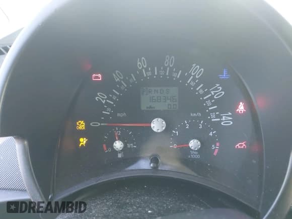 ✅ 2005 Volkswagen Beetle GLS • VIN: 3VWCR31C15M403886 • Lot: 41567715. Listed on IAAI with 168,346 mi. Free auction sales archive from the USA and detailed vehicle history report at DreamBid. Image 7.