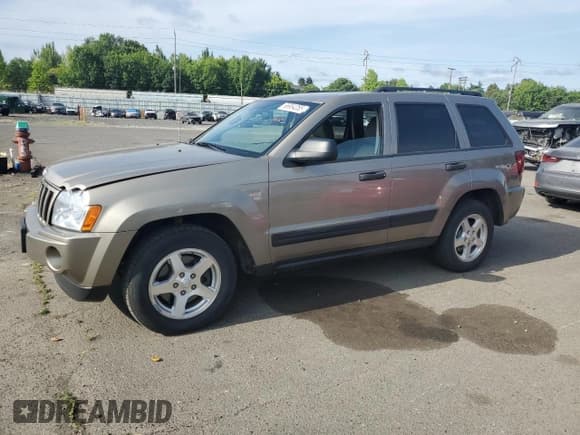 ✅ 2006 Jeep Grand Cherokee Laredo • VIN: 1J4GR48K16C109327 • Lot: 66954255. Wystawiony na Copart z przebiegiem 89 036 mil. Bezpłatny archiwum sprzedaży aukcyjnych z USA i szczegółowy raport historii pojazdu na DreamBid. Zdjęcie 1.