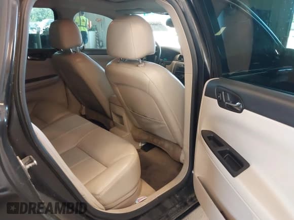 ✅ 2006 Chevrolet Impala SS • VIN: 2G1WD58CX69296663 • Лот: 42804944. Опубликован ранее на IAAI с пробегом 193 944 миль. Бесплатный доступ к архиву аукционных продаж из США и подробный отчёт об истории автомобиля на DreamBid. Изображение 8.