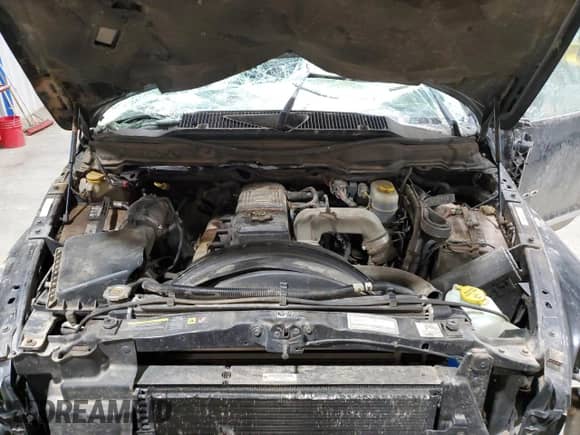 2006 Dodge 3500 SLT z VIN 3D7LX38C66G240110, wystawiony jako Copart lot #83645434 z przebiegiem 219 978 mil mil oraz Czysty tytuł • Clean title. Historia ofert i sprzedaży dostępna na DreamBid. Obrazek 11.