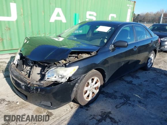 ✅ 2011 Toyota Camry LE • VIN: 4T1BF3EK3BU190340 • Lot: 41834193. Wystawiony na IAAI z przebiegiem 225 492 mil. Bezpłatny archiwum sprzedaży aukcyjnych z USA i szczegółowy raport historii pojazdu na DreamBid. Zdjęcie 2.