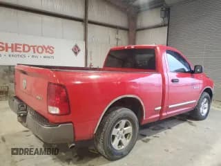 ✅ 2009 Dodge 1500 ST • VIN: 1D3HB16K89J520912 • Lot: 43559745. Wystawiony na Copart z przebiegiem 175 443 mil. Bezpłatny archiwum sprzedaży aukcyjnych z USA i szczegółowy raport historii pojazdu na DreamBid. Zdjęcie 3.