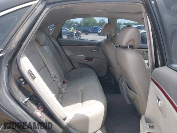 2008 Hyundai Azera Limited с VIN KMHFC46F78A318963, выставлен на аукционе IAAI как лот 42130920 с пробегом 104 412 миль миль и . История ставок и продаж доступна на DreamBid. Изображение 8.