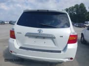 ✅ 2008 Toyota Highlander Limited • VIN: JTEDS42AX82037772 • Lot: 43400598. Wystawiony na IAAI z przebiegiem 273 538 mil. Bezpłatny archiwum sprzedaży aukcyjnych z USA i szczegółowy raport historii pojazdu na DreamBid. Zdjęcie 16.