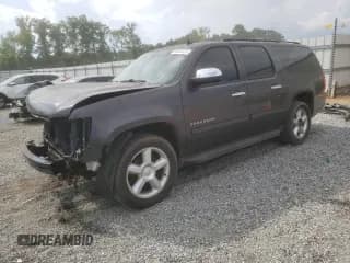 ✅ 2010 Chevrolet Suburban LS • VIN: 1GNUCHE04AR178465 • Lot: 63247075. Wystawiony na Copart z przebiegiem 246 806 mil. Bezpłatny archiwum sprzedaży aukcyjnych z USA i szczegółowy raport historii pojazdu na DreamBid. Zdjęcie 1.