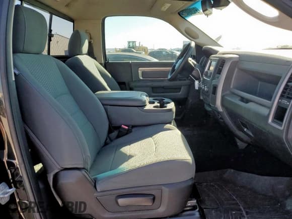 ✅ 2016 Ram 1500 Express • VIN: 3C6JR6AT1GG270423 • Lot: 91289135. Wystawiony na Copart z przebiegiem 138 857 mil. Bezpłatny archiwum sprzedaży aukcyjnych z USA i szczegółowy raport historii pojazdu na DreamBid. Zdjęcie 10.