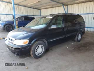 2003 Chevrolet Venture Warner Bros 1SE z VIN 1GNDX13E83D218685, wystawiony jako Copart lot #70247624 z przebiegiem 170 386 mil mil oraz Nie do naprawy • Non repairable. Historia ofert i sprzedaży dostępna na DreamBid. Obrazek 1.