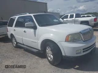 ✅ 2005 Lincoln Navigator Luxury • VIN: 5LMFU28565LJ17798 • Lot: 43304313. Listed on IAAI with Not provided. Free auction sales archive from the USA and detailed vehicle history report at DreamBid. Image 1.