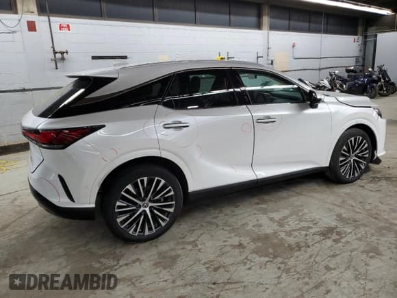 ✅ 2024 Lexus RX 350h Luxury • VIN: 2T2BBMCA4RC041034 • Lot: 60200635. Wystawiony na Copart z przebiegiem Nie podano. Bezpłatny archiwum sprzedaży aukcyjnych z USA i szczegółowy raport historii pojazdu na DreamBid. Zdjęcie 3.