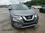 ✅ 2018 Nissan Rogue SL • VIN: JN8AT2MT5JW460611 • Lot: 85824615. Wystawiony na Copart z przebiegiem 113 527 mil. Bezpłatny archiwum sprzedaży aukcyjnych z USA i szczegółowy raport historii pojazdu na DreamBid. Zdjęcie 13.