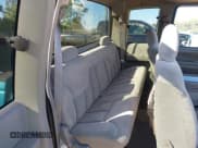 ✅ 1998 Chevrolet Silverado 1500 • VIN: 2GCEC19M4W1274520 • Lot: 43493637. Wystawiony na IAAI z przebiegiem 204 706 mil. Bezpłatny archiwum sprzedaży aukcyjnych z USA i szczegółowy raport historii pojazdu na DreamBid. Zdjęcie 8.